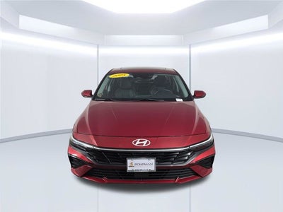 2025 Hyundai ELANTRA Limited