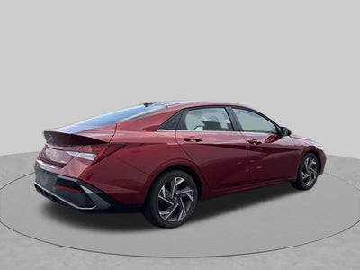 2025 Hyundai ELANTRA Limited