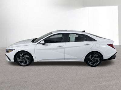 2024 Hyundai ELANTRA Limited