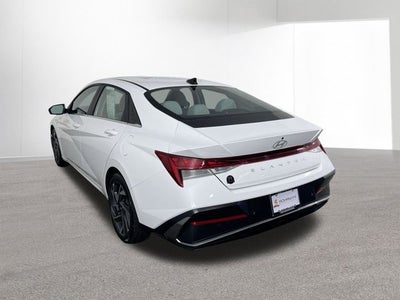 2024 Hyundai ELANTRA Limited