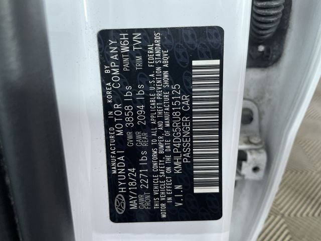 2024 Hyundai ELANTRA Limited
