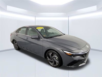 2025 Hyundai ELANTRA SEL Convenience