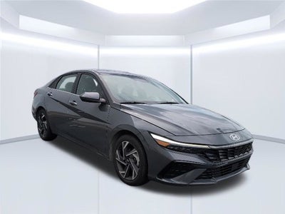 2025 Hyundai ELANTRA SEL Convenience