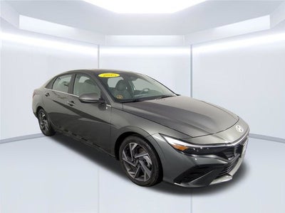 2025 Hyundai ELANTRA SEL Convenience