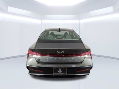 2025 Hyundai ELANTRA SEL Convenience