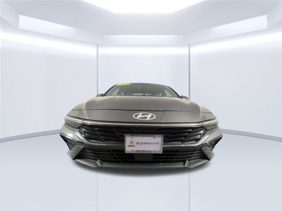2025 Hyundai ELANTRA SEL Convenience