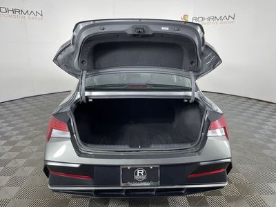 2025 Hyundai ELANTRA SEL Convenience