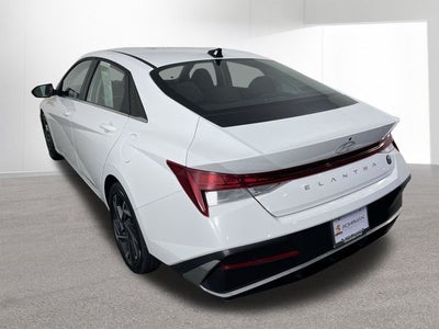 2025 Hyundai ELANTRA SEL Convenience