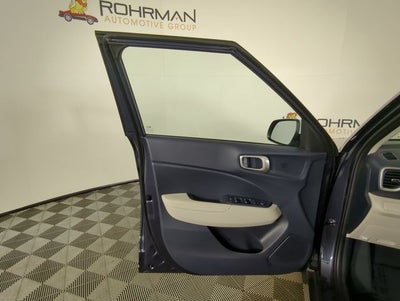 2026 Hyundai VENUE SEL W/Two-Tone Roof