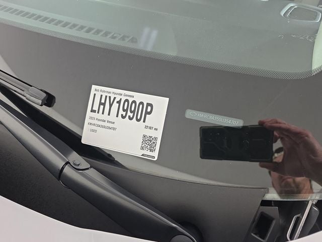 2025 Hyundai VENUE SEL