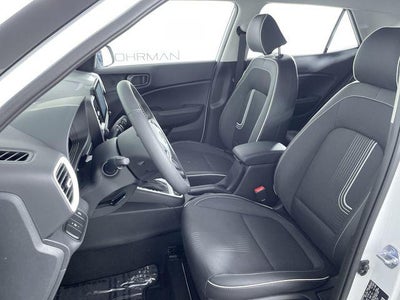 2026 Hyundai VENUE SEL W/Two-Tone Roof
