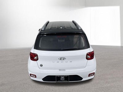 2026 Hyundai VENUE SEL W/Two-Tone Roof