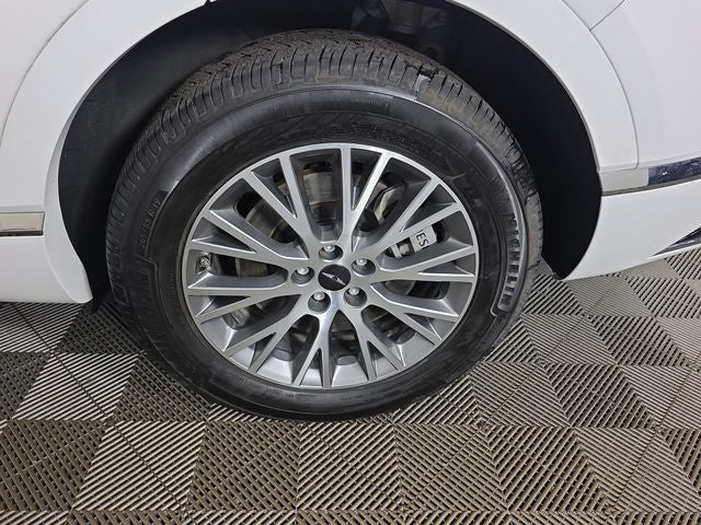 2025 Genesis GV80 Standard