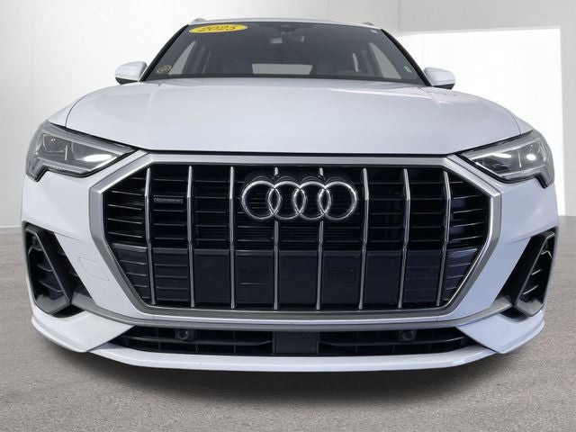 2025 Audi Q3 S line Premium