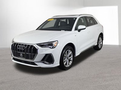2025 Audi Q3 S line Premium