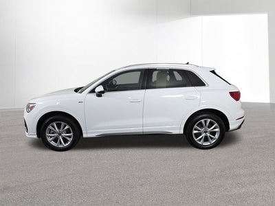 2025 Audi Q3 S line Premium