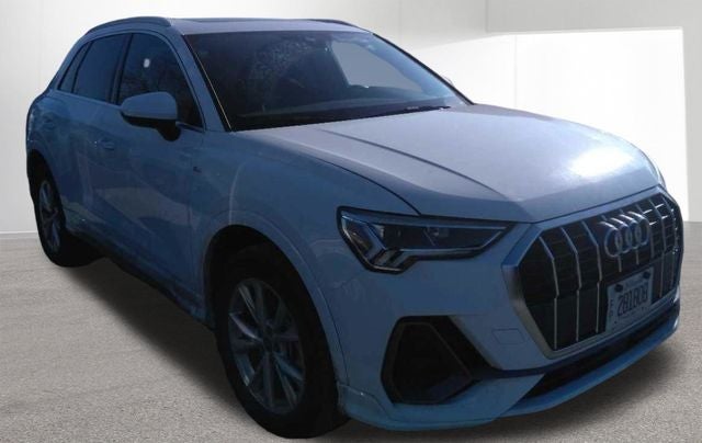 2025 Audi Q3 S line Premium