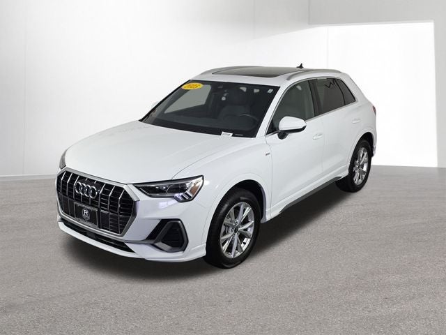 2025 Audi Q3 S line Premium