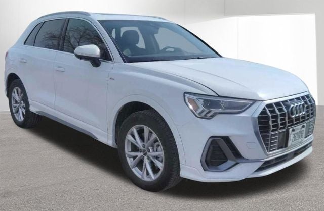 2025 Audi Q3 S line Premium