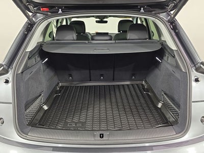 2023 Audi Q5 S line Premium