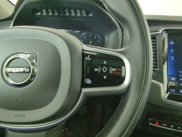 2019 Volvo XC90 Momentum