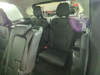 2019 Volvo XC90 Momentum