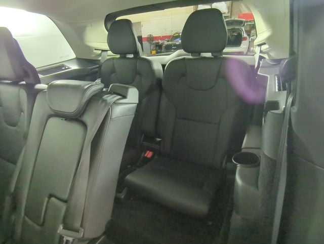 2019 Volvo XC90 Momentum