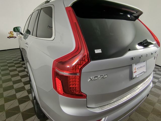 2019 Volvo XC90 Momentum