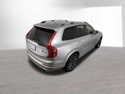 2019 Volvo XC90 Momentum