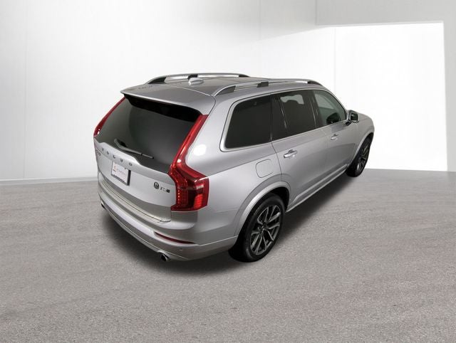 2019 Volvo XC90 Momentum