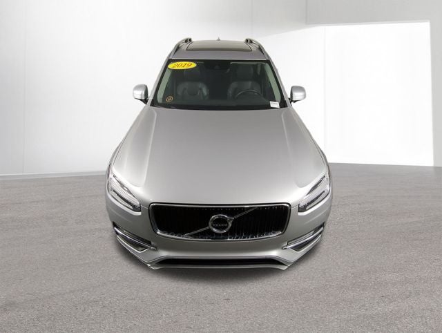 2019 Volvo XC90 Momentum