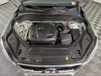 2019 Volvo XC90 Momentum