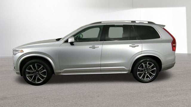 2019 Volvo XC90 Momentum