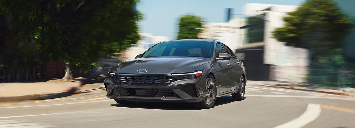 2025 Hyundai Elantra Hybrid Turning